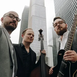 Straight Up! Promo.jpg sqXl